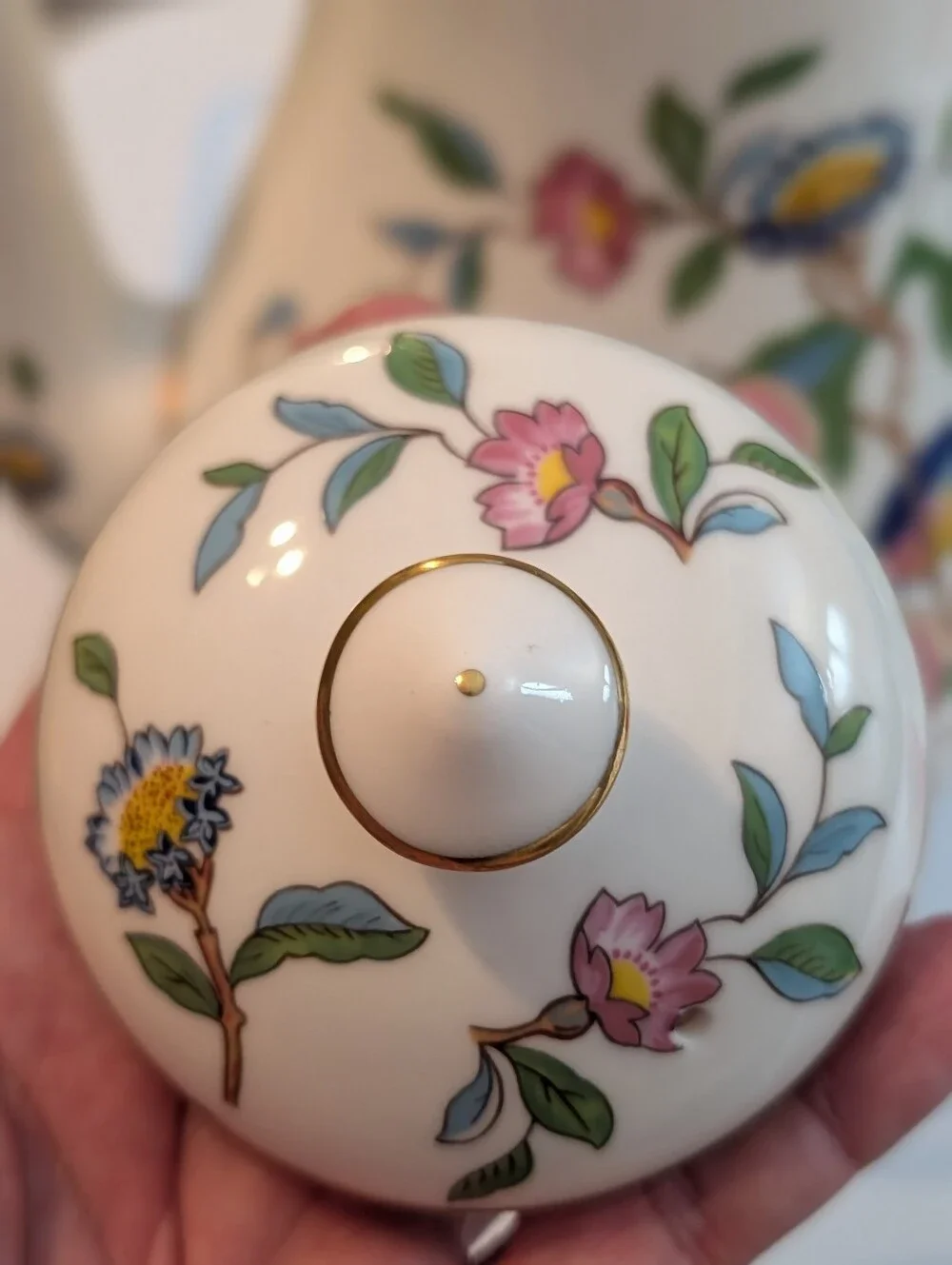 Ansley Pembroke Coffee Pot With Lid